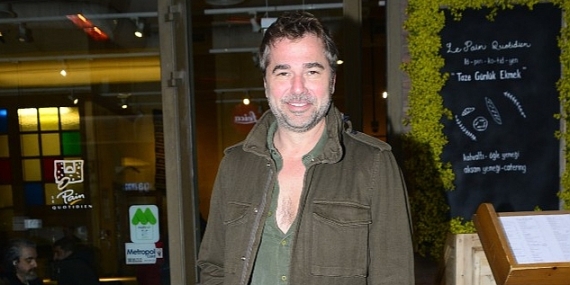 Yakışıklı Oyuncu Engin Altan Düzyatan Kanyon'da Görüntülendi