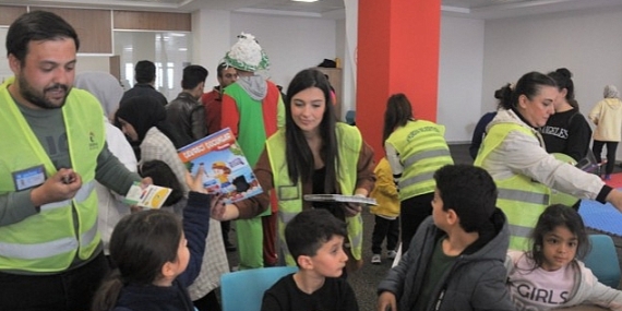 Çukurova Belediyesi Psikososyal Destek Ekibi Yurtlarda