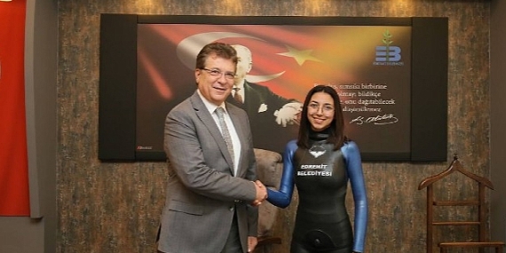 Edremit Belediyesi'nden şampiyona destek
