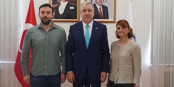 Egeli bilim ekibi, hastalık etkeni mantarların içinde bulunan bakteriyel türleri araştıracak