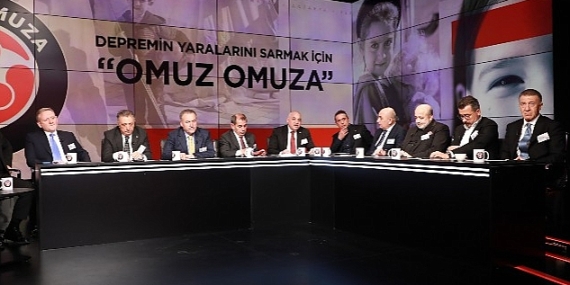 Futbol Dünyası Depremzedeler  İçin Omuz Omuza