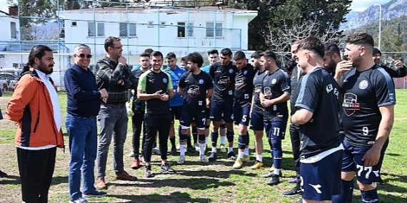 Kemer'de dostluk kazandı