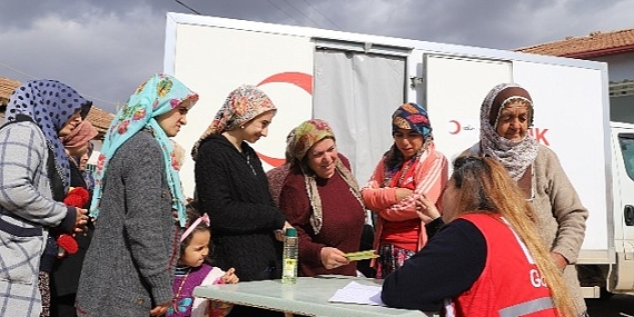 Kızılay, Mobil Sağlık Araçlarıyla 20 Bin Afetzedeye Sağlık Hizmeti Verdi