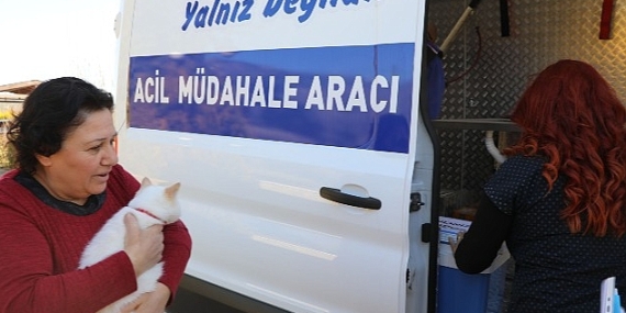 Muğla Büyükşehir Acil Müdahale Aracı İle Depremzede Candostların Yanında