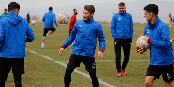 Nevşehir Belediyespor Haftasonu Sonu Oynayacağı Yeni Mersin İdmanyurdu Maçı İçin Hazırlıklarını Sürdürüyor