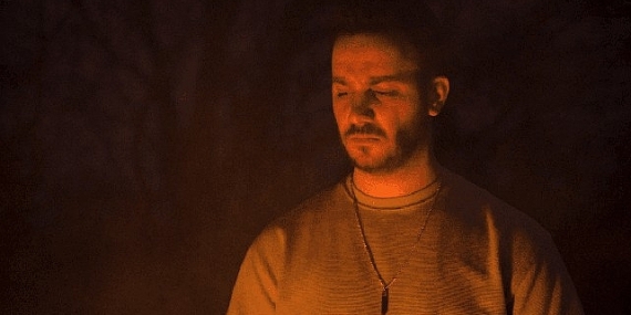 Tahsin Burak'tan Eski Sevgiliye: Bekleme Artık “Yürüyorum Ecele"