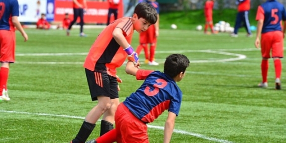 Uluslararası 12 yaş altı İzmir Kupası başlıyor