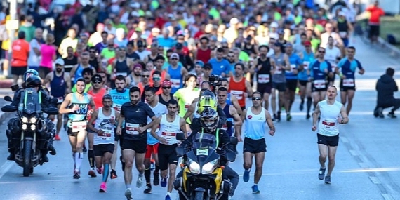 Uluslararası Runtalya Maratonu 5 Mart'ta , Atılan adımlarla depremzedelere umut olunacak