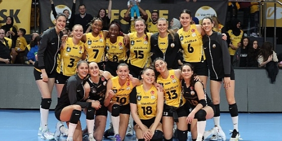 VakıfBank, çeyrek finalde avantajı aldı