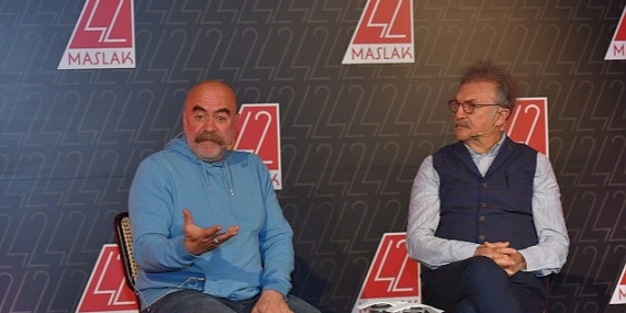 42 Maslak'ta 'Ramazan Sohbetleri'nin konuğu Ezel Akay'dı