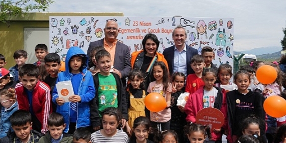 ING Türkiye ve Ezgi Mola, 23 Nisan'da Kahramanmaraşlı çocukların yanındaydı