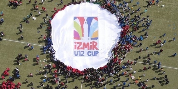 Uluslararası U12 İzmir Cup Turnuvası'nın Açılış Töreni Yapıldı