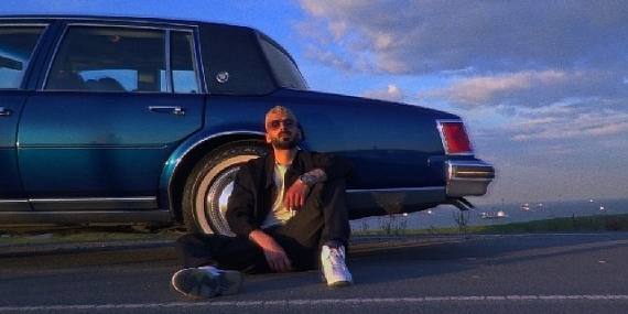 Ahuni'den Güçlü Bir Performans: Bad Vibe