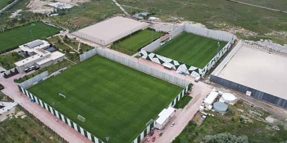 Başkan Altay: “Konyaspor'un Kayacık Tesislerine İki Çim Saha Kazandırıyoruz"