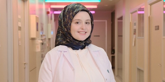 Belirsizliği çözmeye çalışmak öfke ve tahammülsüzlüğü arttırır