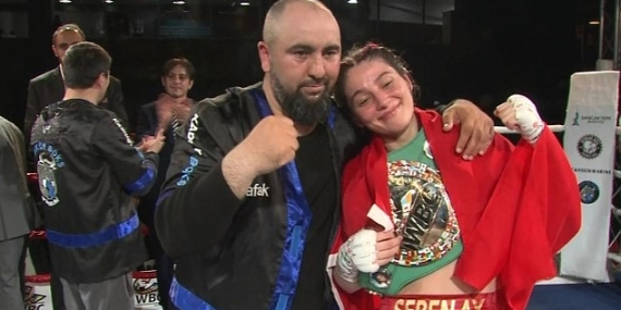 D-Smart'ta Canlı Yayınlanan WBC Şampiyonlar Gecesi Boks Yayınında Tarih Yazıldı