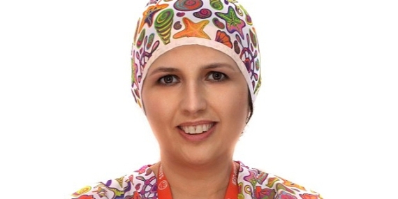 &apos;'Hemşireler Günü'nde Sadece Kutlama Yapıyoruz, Sorunlar Çözülmüyor!''