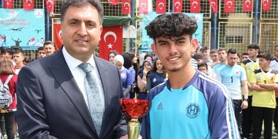 İzmir İmam Hatipler 2. Bilim, Teknoloji, Kültür, Sanat ve Spor Şenliği