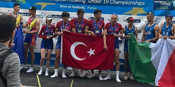 Kürek Milli Takımı'ndan 2 Altın 1 Gümüş