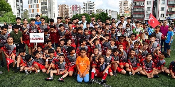 Çukurova'da yaz spor okulları açıldı