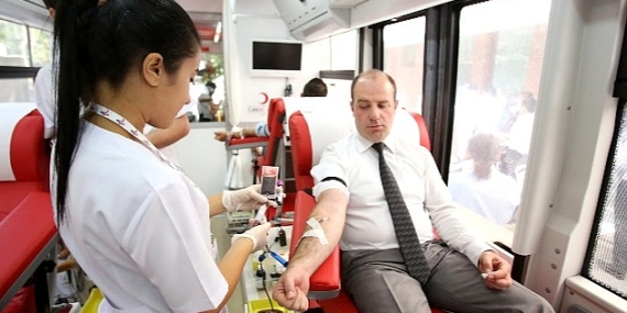 Kızılay'da Hayat Kurtaran Kan Bağışçılarına Teşekkür