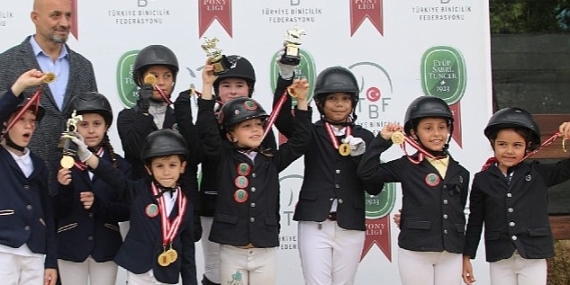 Küçük biniciler nefes kesti