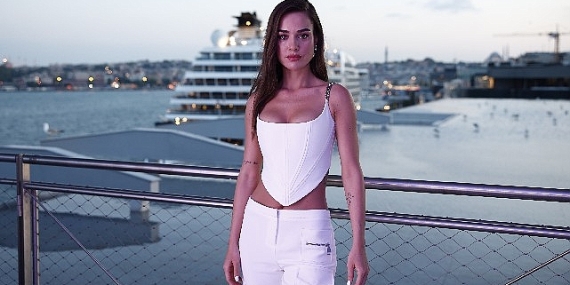 La Roche-Posay ve Bensu Soral dermatoloji dünyasını buluşturdu