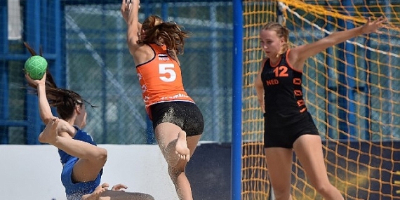 Plajda heyecan başladı