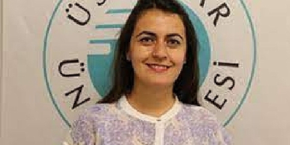 Sadece eğitim almış kişiler boğulana yardım etmeli! Havuzda da olsa çocuklar suda yalnız bırakılmamalı!