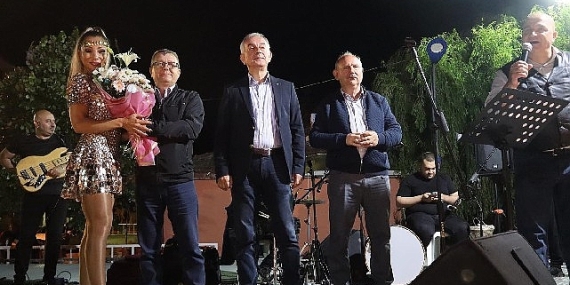 Sevtuğ, Büyükyoncalı'yı büyüledi