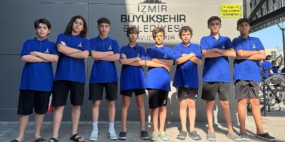 Su altında çifte kupa