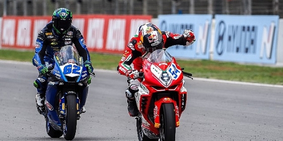 Bahattin Sofuoğlu'ndan Çekya'da Podyum Başarısı