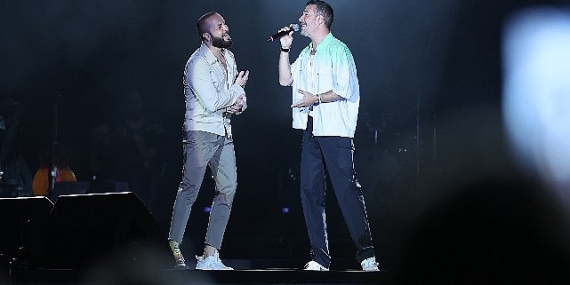 Berkay'dan yaz gecesi esintisi