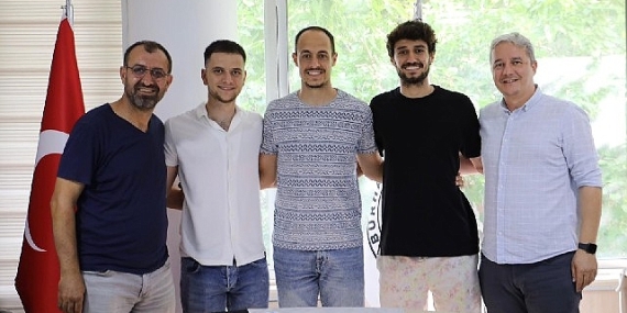 Burhaniye Belediyespor yeni sezona iç transfer harekatı ile başladı!