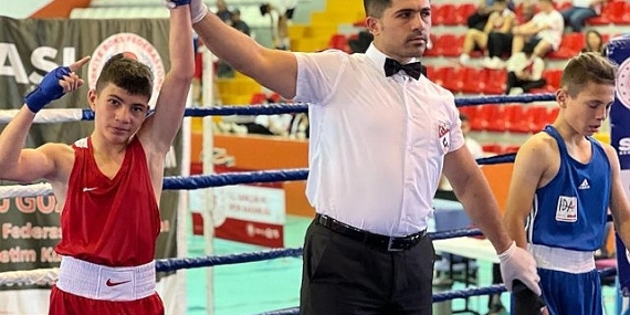 Canikli Sporcular Madalyalara Doymuyor 