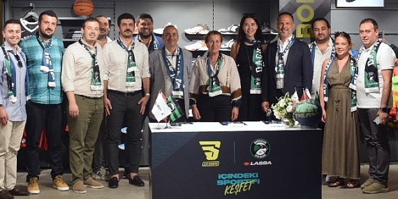 Darüşşafaka Spor Kulübü, iki yıl boyunca Sportive markalı formalarla sahada olacak.