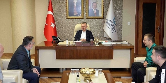 Engelli bireyler sporla sınırlarını zorluyor