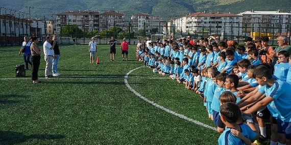 Gemlik Belediyespor yaz okulları yoğun katılımla başladı