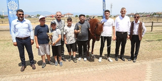 Rahvan atlar değirmendere'de şampiyonluğa koştu    
