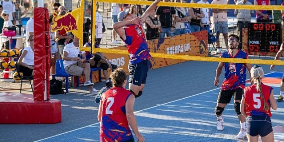 Red Bull Back Line'da İzmir Elemelerinin Kazananları Belli Oldu