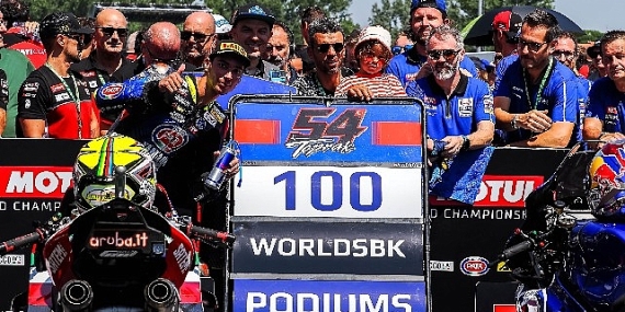 Toprak Razgatlıoğlu'ndan İtalya'da Çifte Zafer