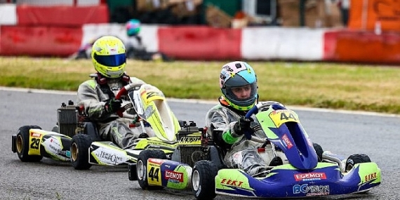 TOSFED Körfez Yarış Pisti'nde karting heyecanı
