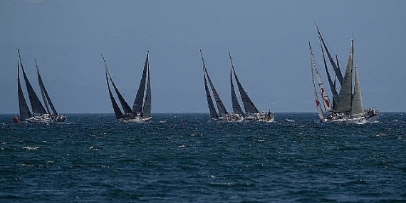 11. TAYK – Eker Olympos Regatta yelken yarışında “Büyük" kupayı, “Fenerbahçe Doğuş Yelken Yat Takımı Fenerbahçe 1" takımı kazandı
