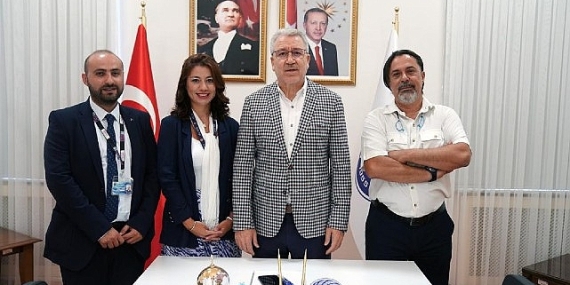 Babanın gözünden alınan dokuyla geliştirilen kök hücre oğluna ışık oldu