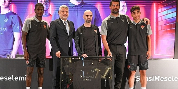 Bizim Şahsi Meselemiz: Puma'dan Atakaş Hatayspor'a Büyük Destek