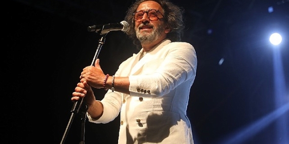 Büyük Zaferin 101. yıldönümünde Fettah Can coşkusu