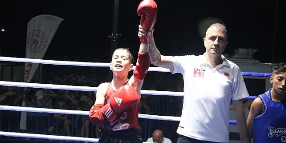 Canikli Sporcular Turnuvanın Yıldızı Oldu