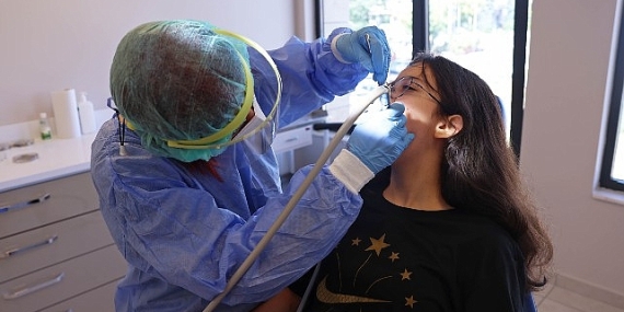 Çankaya Belediyesi, semtlerde bulunan poliklinikleriyle her yıl binlerce vatandaşa ağız ve diş sağlığı hizmetini ücretsiz olarak veriyor