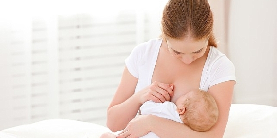 Çiçeği burnunda annelere özel emzirme tüyoları