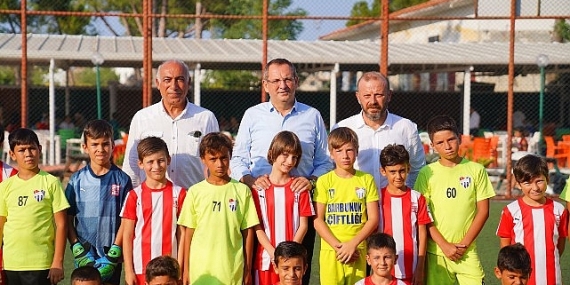 Cumhuriyet Kupası Başkan Ergin'in Santra Vuruşuyla Başladı